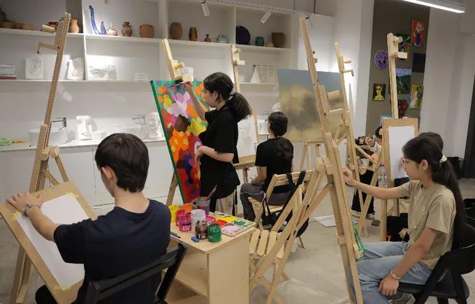 Инклюзивная выставка в Tashkent City Mall