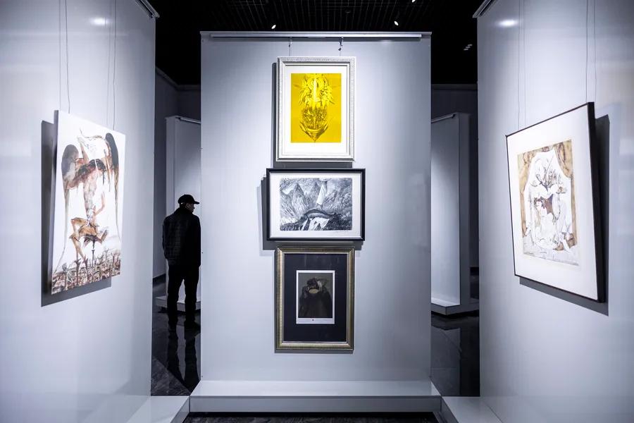 "Haqiqiy grafika. O‘tmishdan kelajakka nazar" koʻrgazmasi