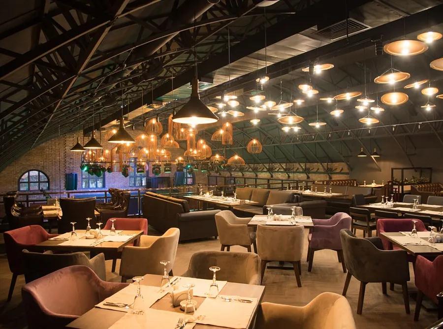 Вечеринка в Fabis