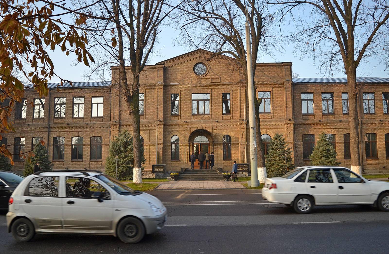 Temir yoʻl oʻquv yurti