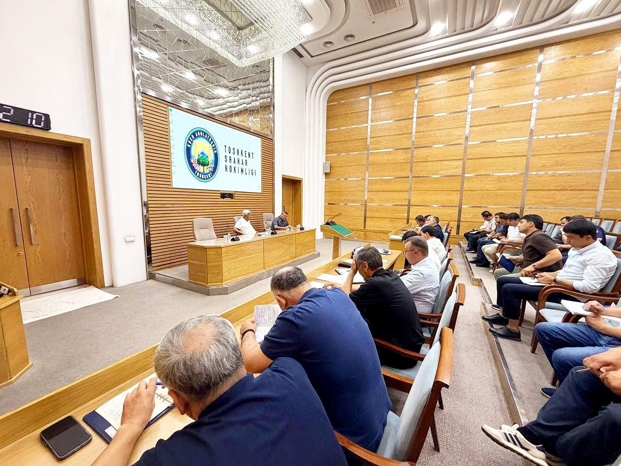 Qurbon hayiti bayrami va dam olish kunlarida kommunal xizmatlar barqaror ishlashini ta’minlash masalalari muhokama qilindi