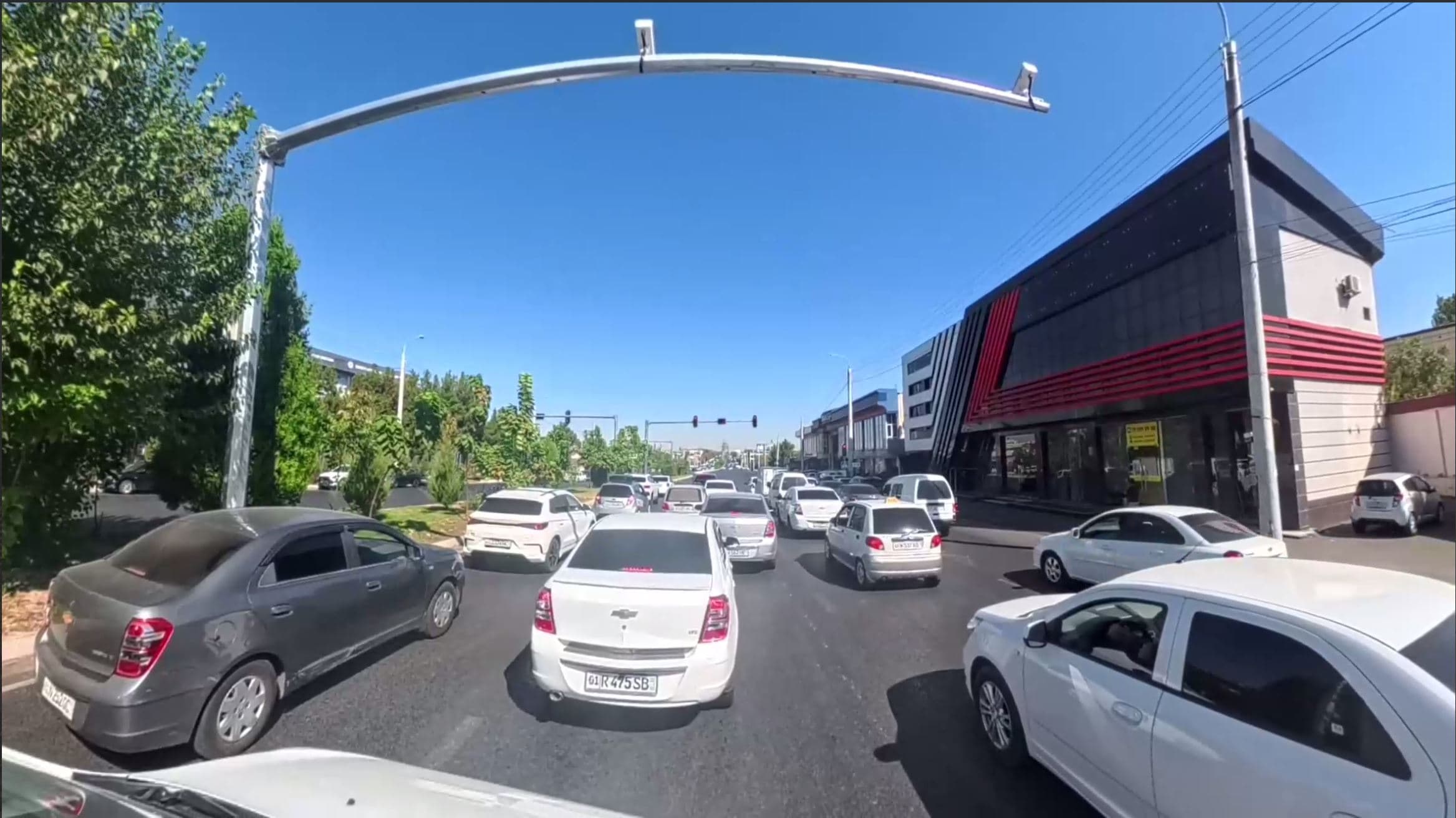 More than 5 kilometres without unnecessary stops: how the “Green Wave” changed traffic on the Small Ring Road