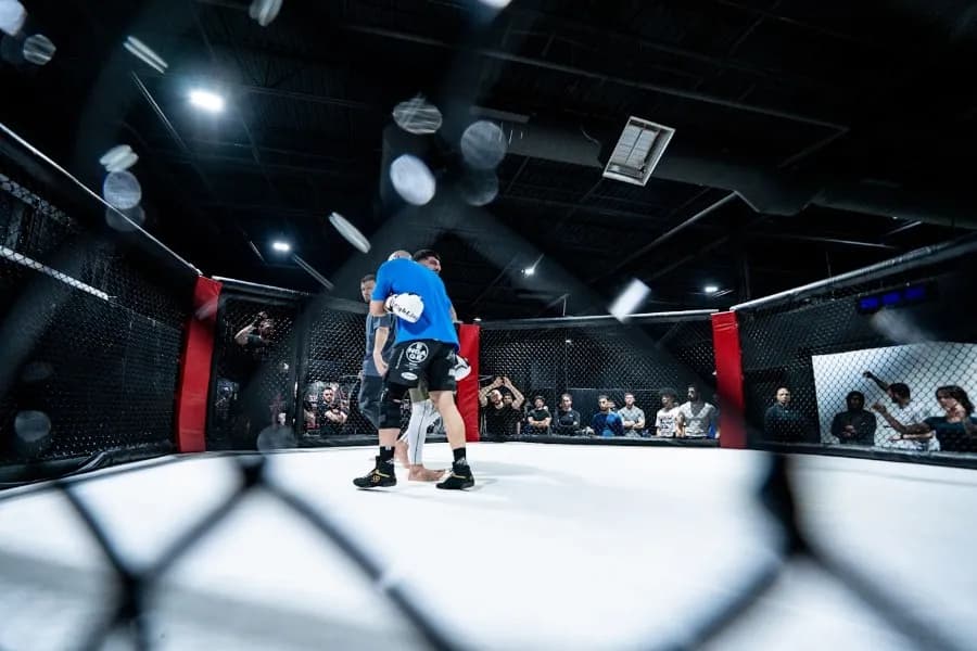 Турнир смешанных единоборств OCTAGON 91