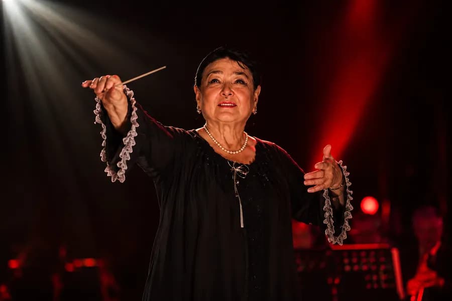 Dilbar Abdurahmonovaga bag‘ishlangan xotira kechasi